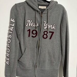 Aeropostale Heather Gray Zip-Up Hoodie